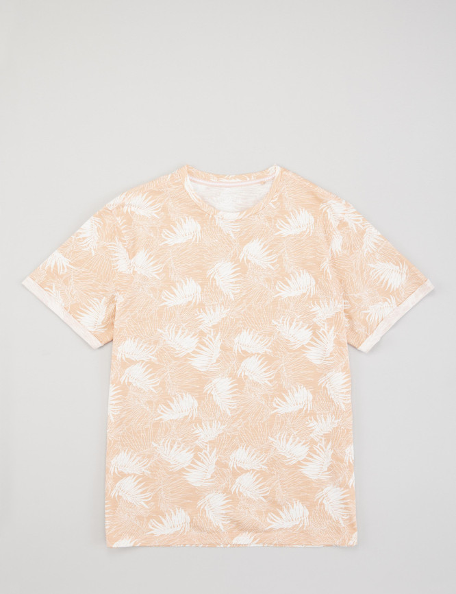 Laid Goods Front View