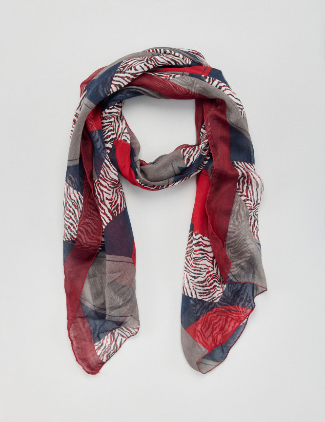 Laid Goods Front View