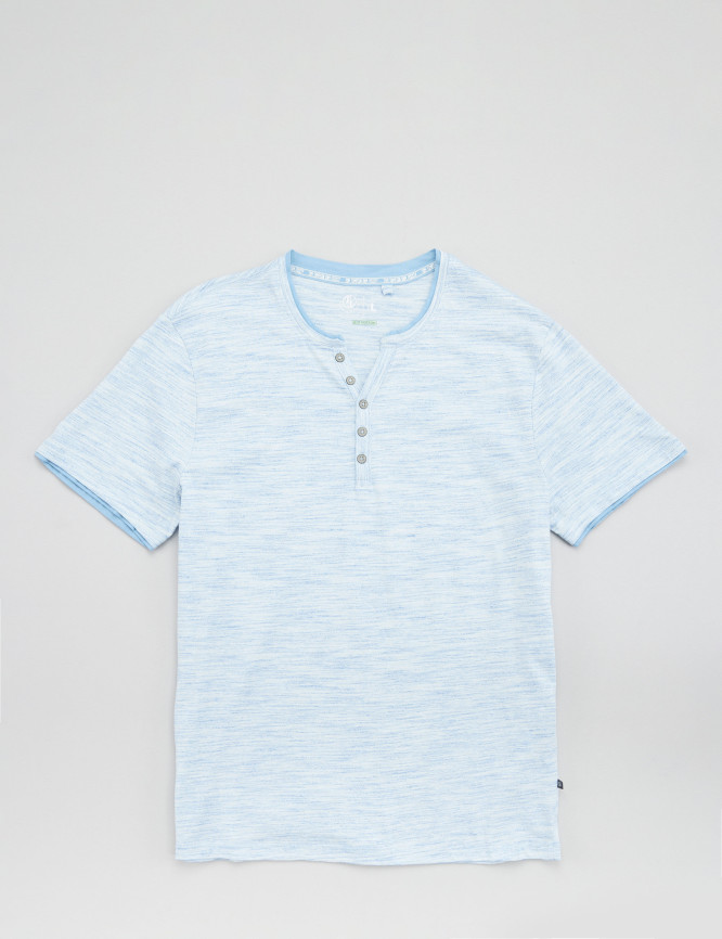 Laid Goods Front View