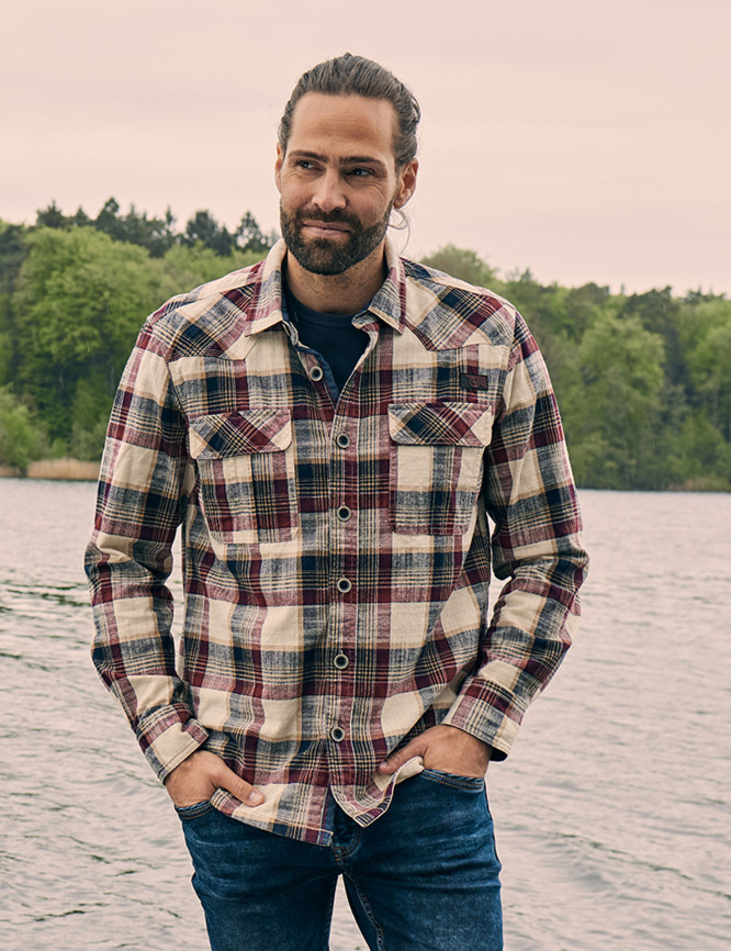 Laid Goods Front View