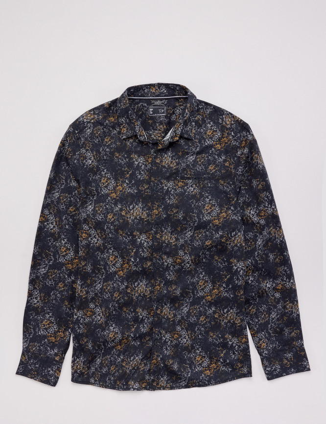 Laid Goods Front View