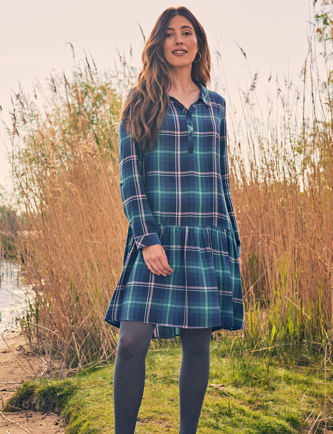 Laid Goods Front View