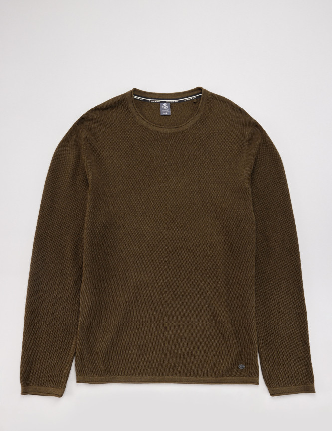 Laid Goods Front View