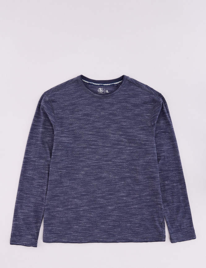 Laid Goods Front View