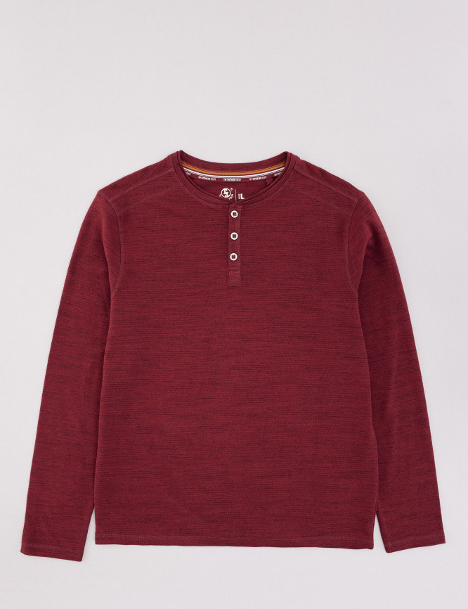 Laid Goods Front View