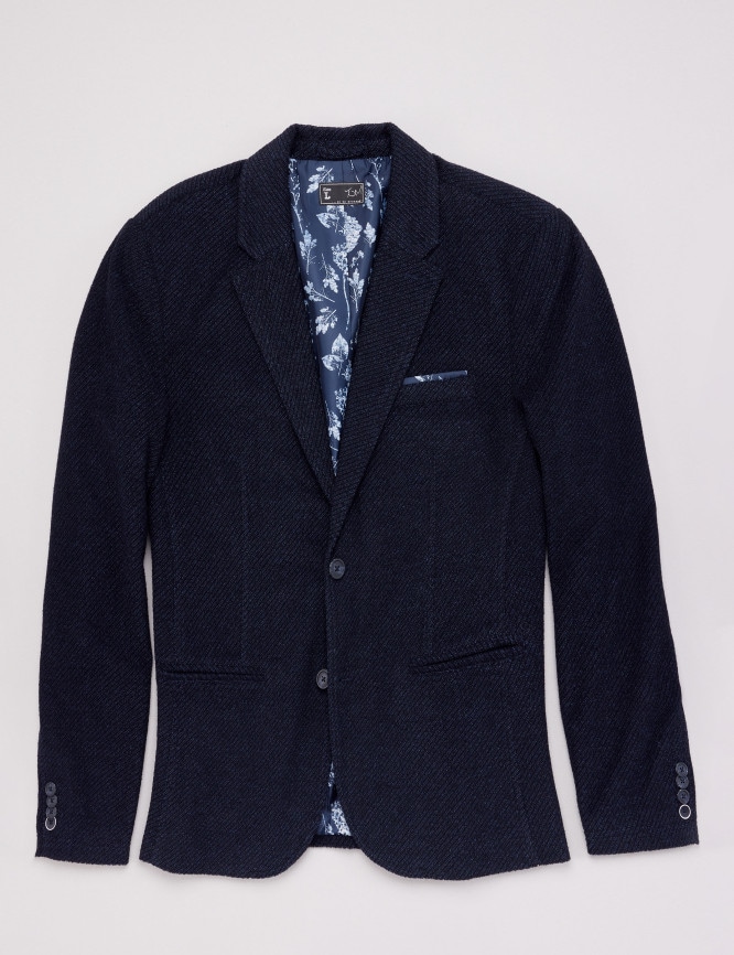 Laid Goods Front View