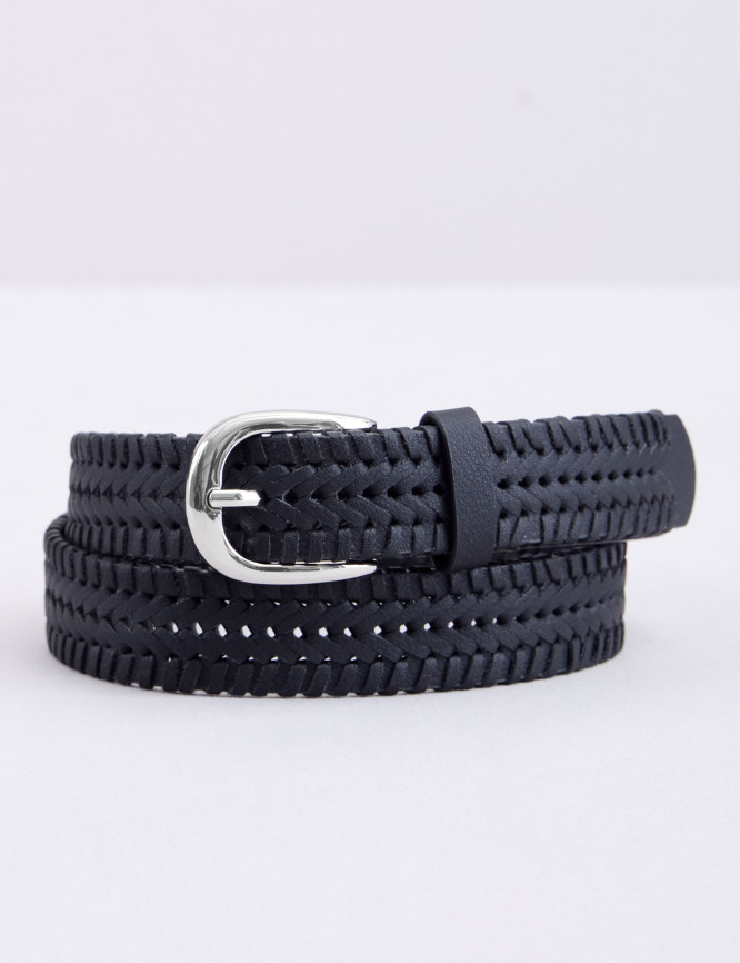 Laid Goods Front View