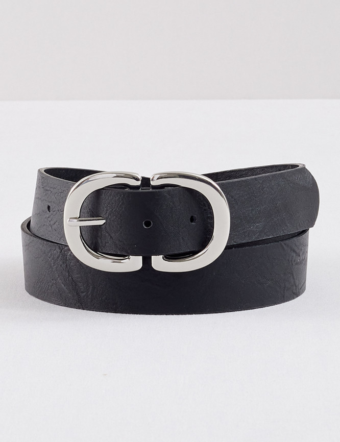 Laid Goods Front View