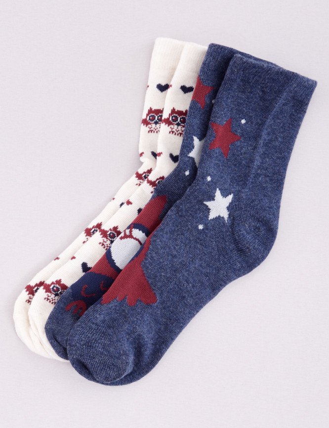 Laid Goods Front View