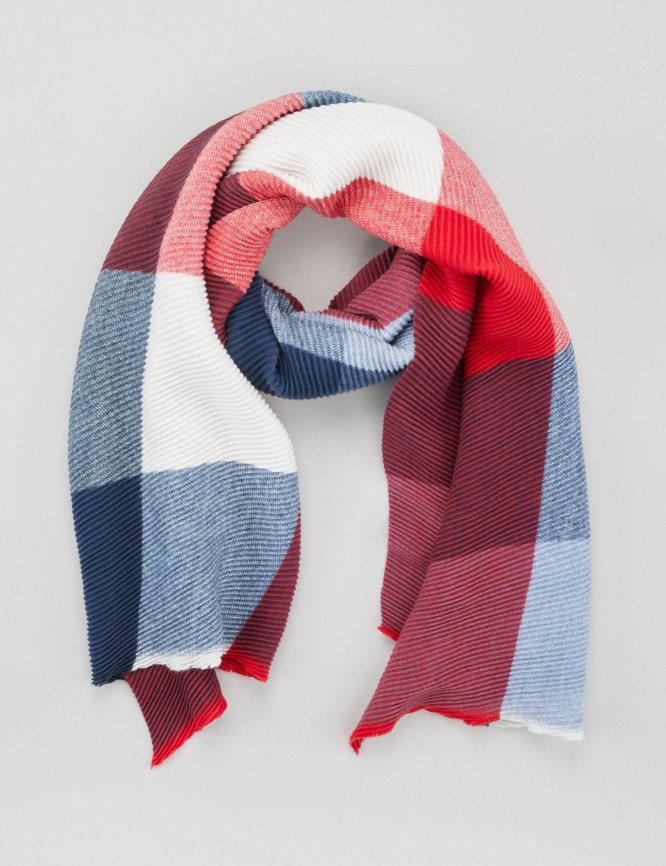 Laid Goods Front View