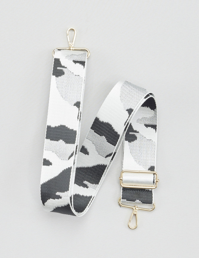 Laid Goods Front View