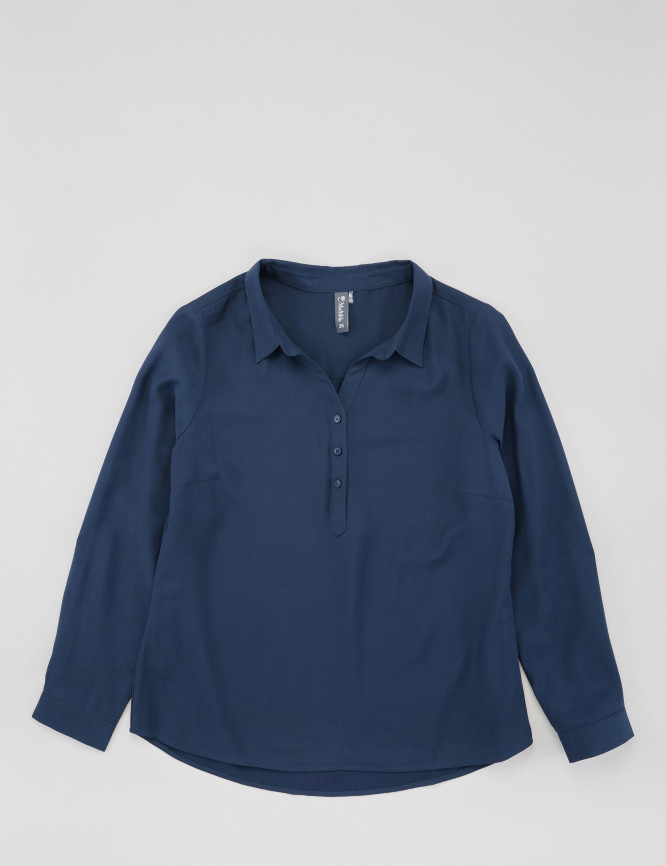 Laid Goods Front View