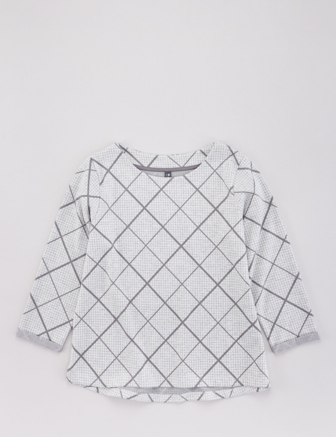 Laid Goods Front View