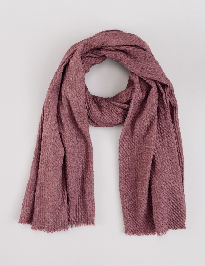 Laid Goods Front View