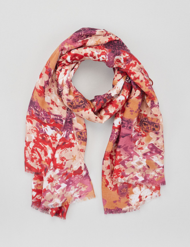 Laid Goods Front View