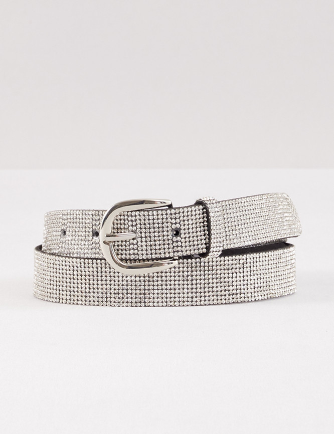 Laid Goods Front View