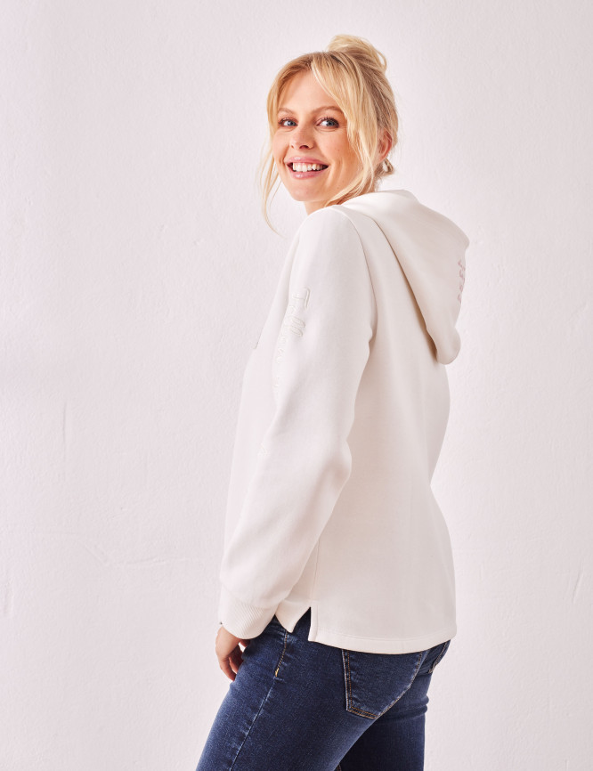 Laid Goods Front View