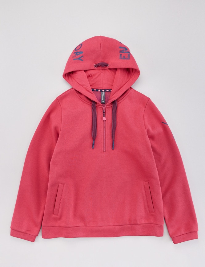 Laid Goods Front View