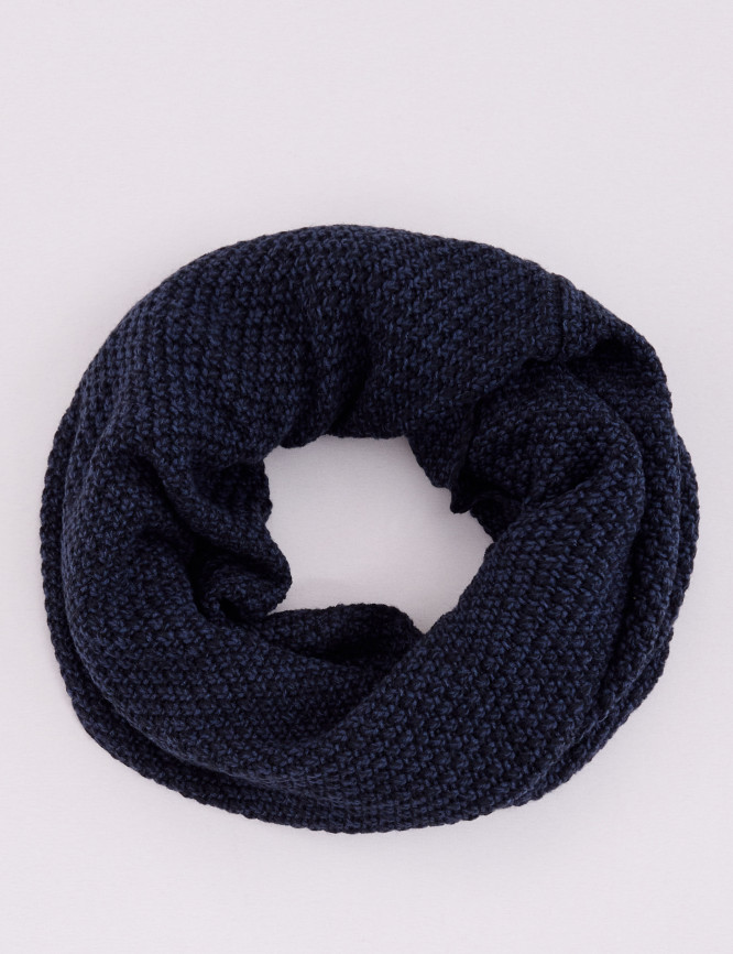 Laid Goods Front View