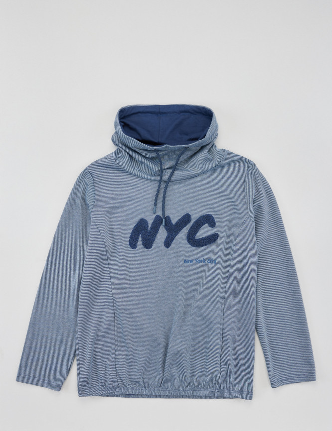 Laid Goods Front View