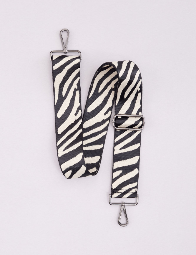 Laid Goods Front View