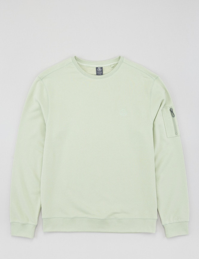 Laid Goods Front View