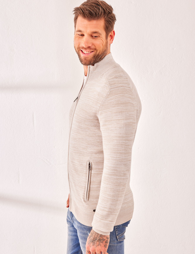 Laid Goods Front View