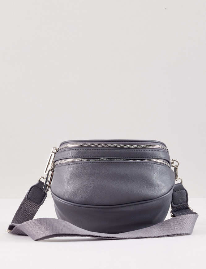 Laid Goods Front View