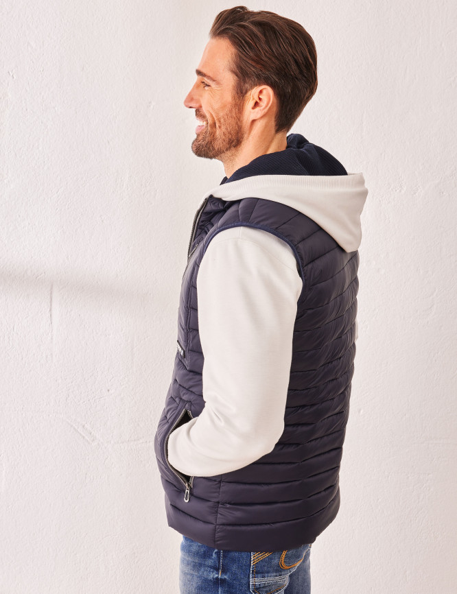 Laid Goods Front View