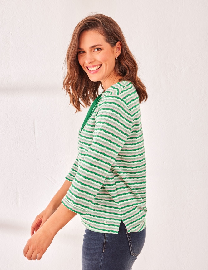 Laid Goods Front View