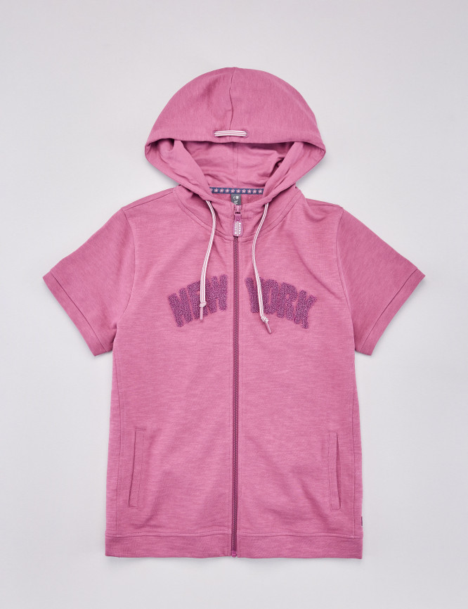 Laid Goods Front View