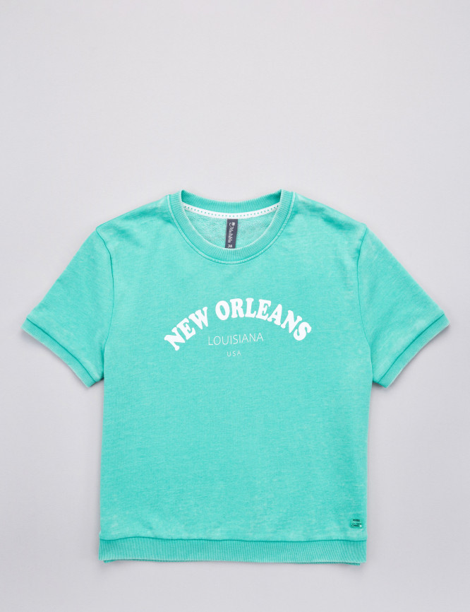 Laid Goods Front View