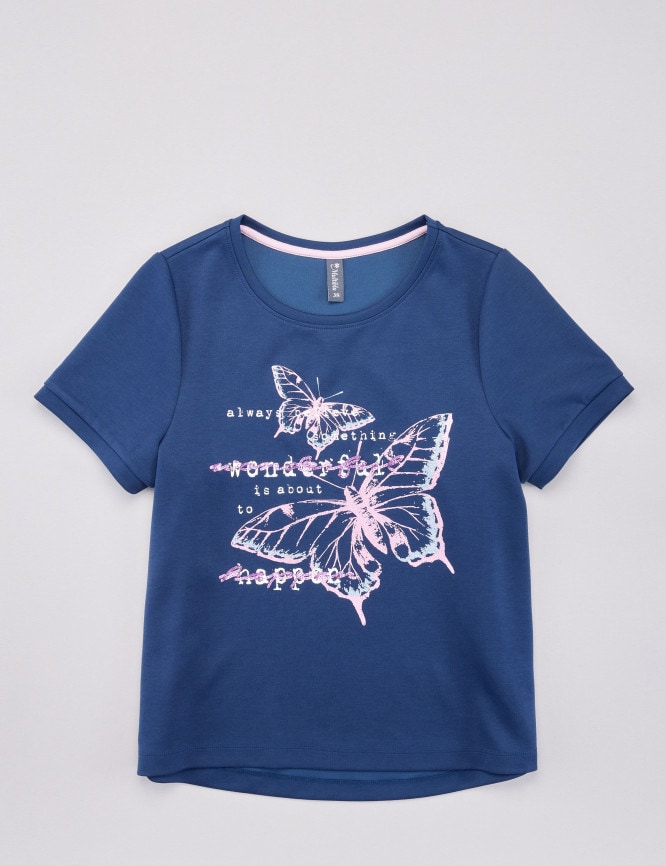 Laid Goods Front View