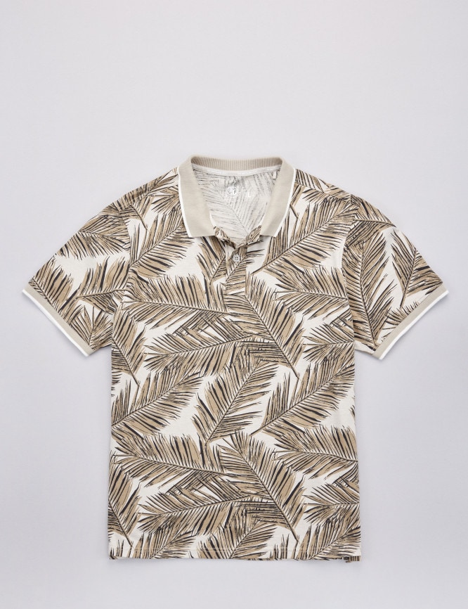 Laid Goods Front View