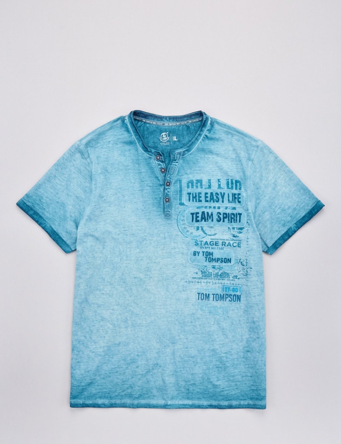 Laid Goods Front View