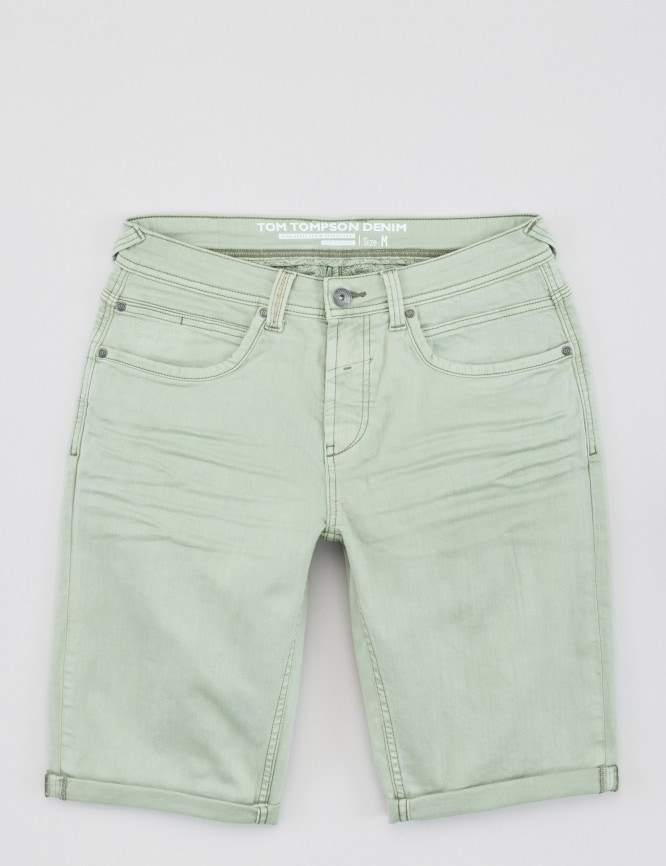 Laid Goods Front View