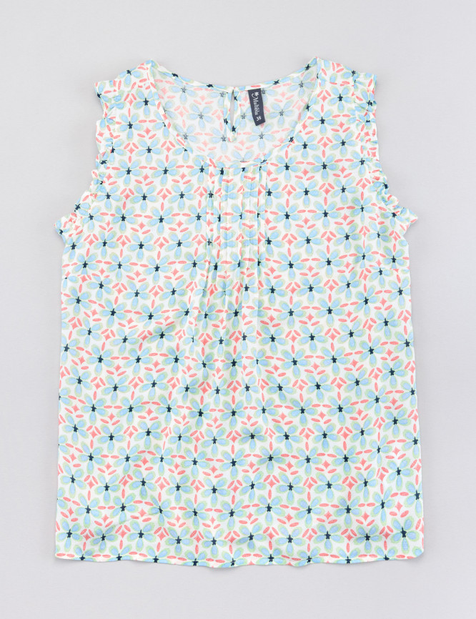 Laid Goods Front View