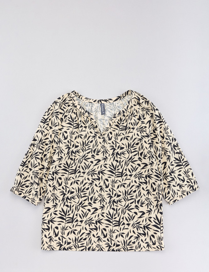 Laid Goods Front View