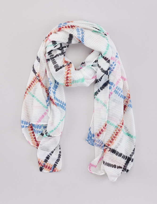 Laid Goods Front View