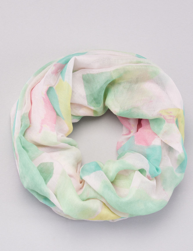 Laid Goods Front View