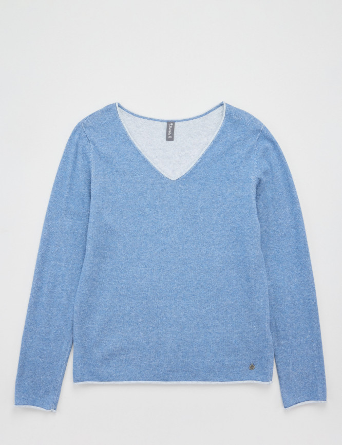 Laid Goods Front View