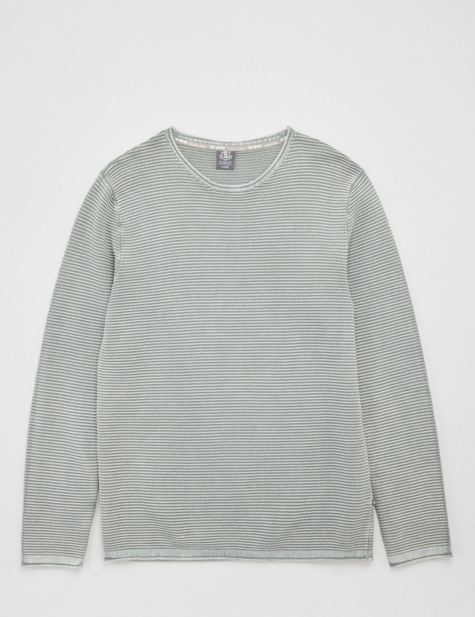 Laid Goods Front View