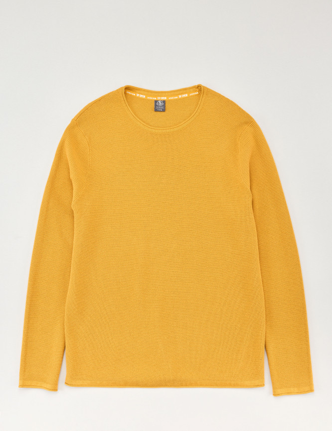 Laid Goods Front View