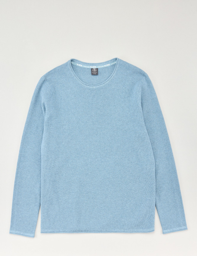 Laid Goods Front View