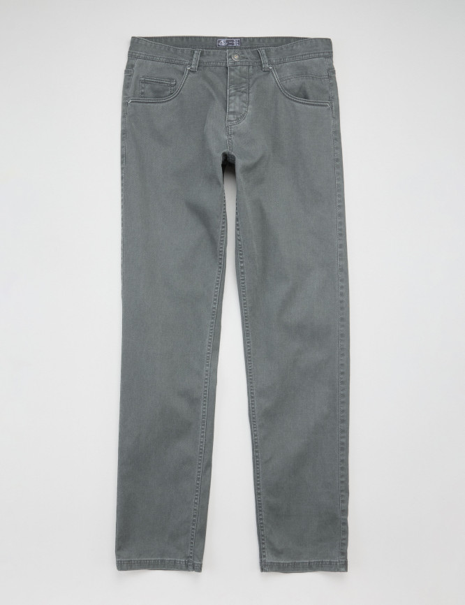 Laid Goods Front View