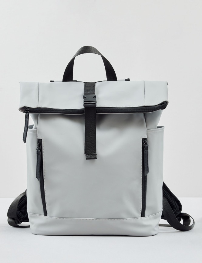 Laid Goods Front View