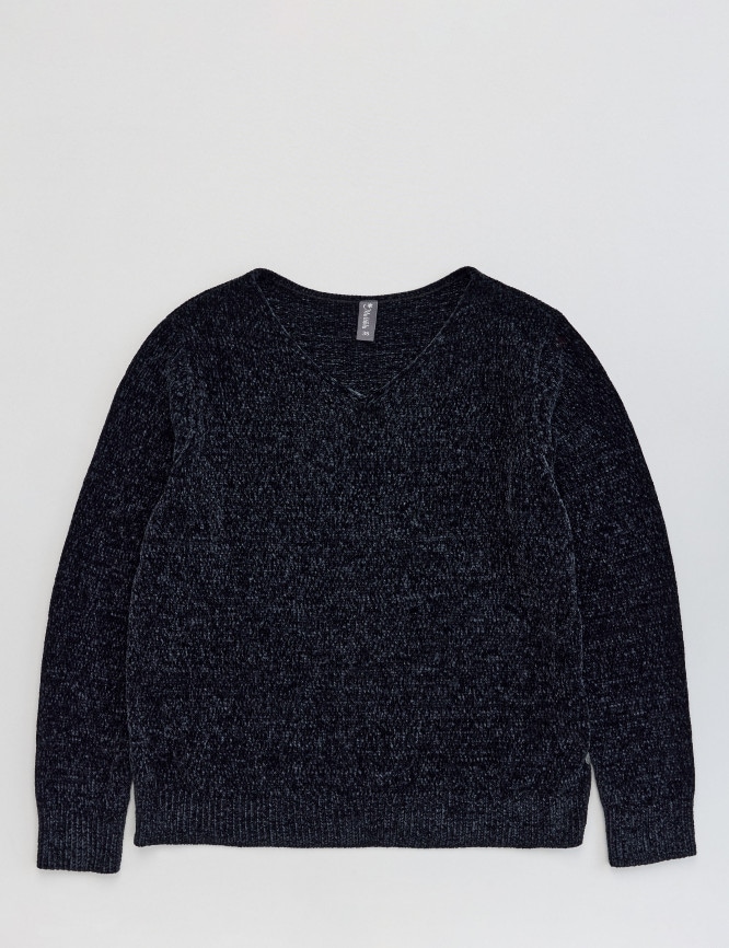 Laid Goods Front View