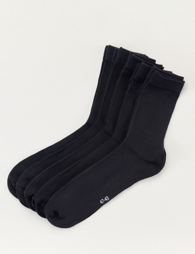 Laid Goods Front View