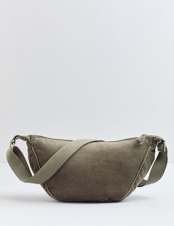 Laid Goods Front View