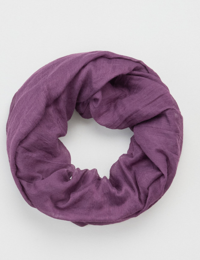 Laid Goods Front View